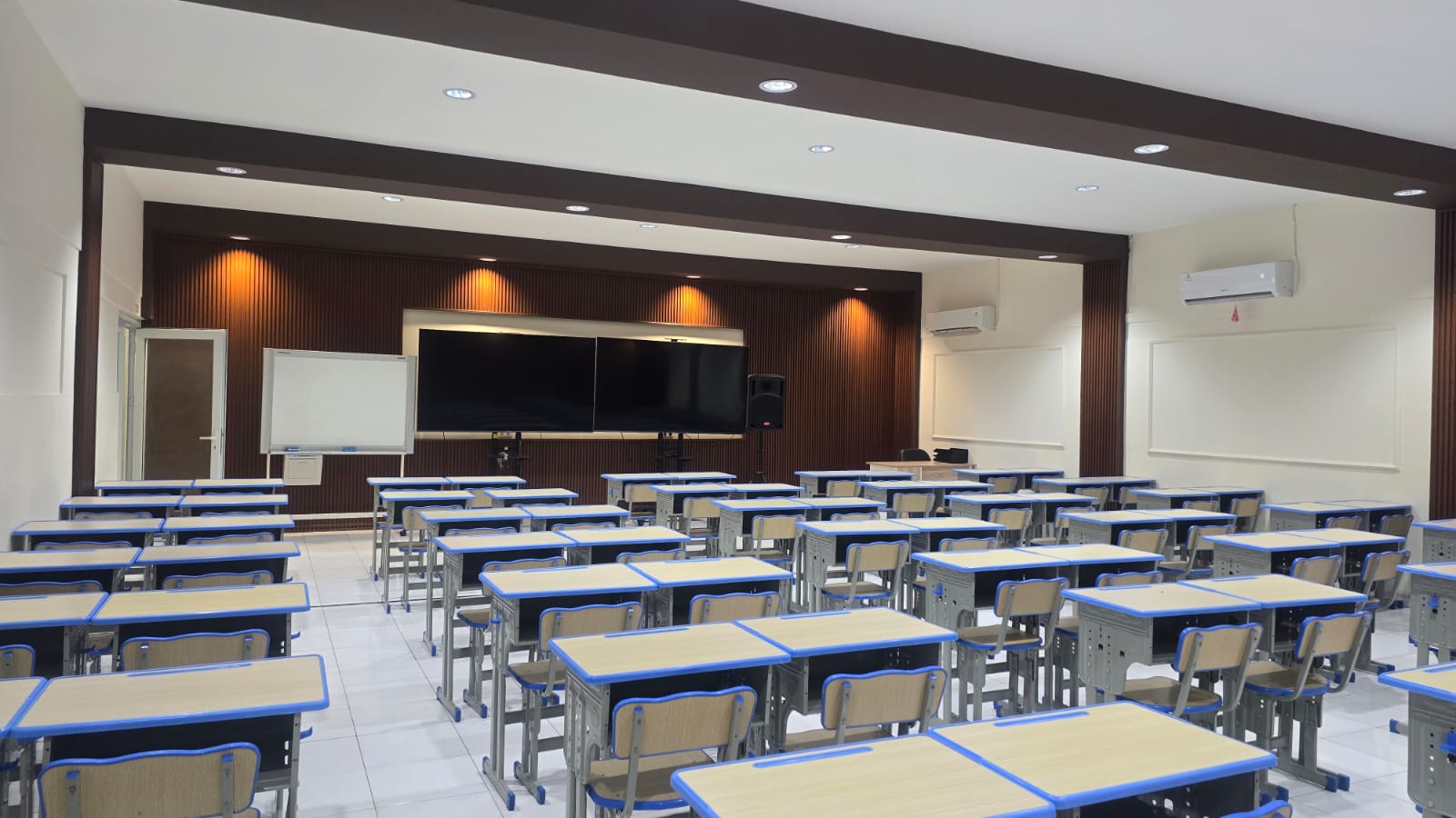 Ruang Kuliah B 303